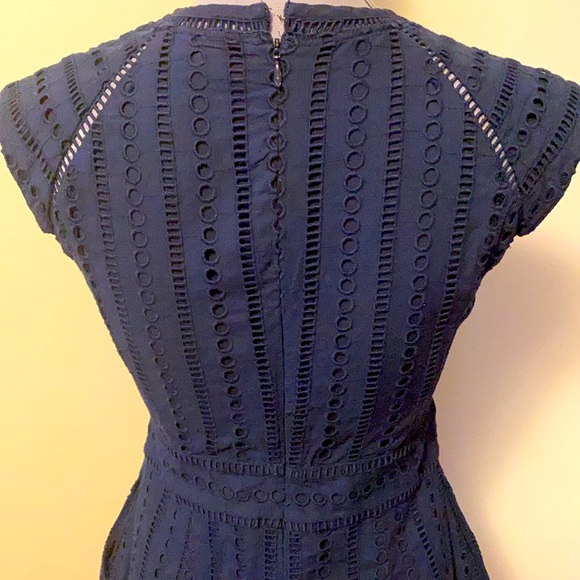 🦋 banana republic🦋  Blue Eyelt Dress🦋 - Picture 5 of 12